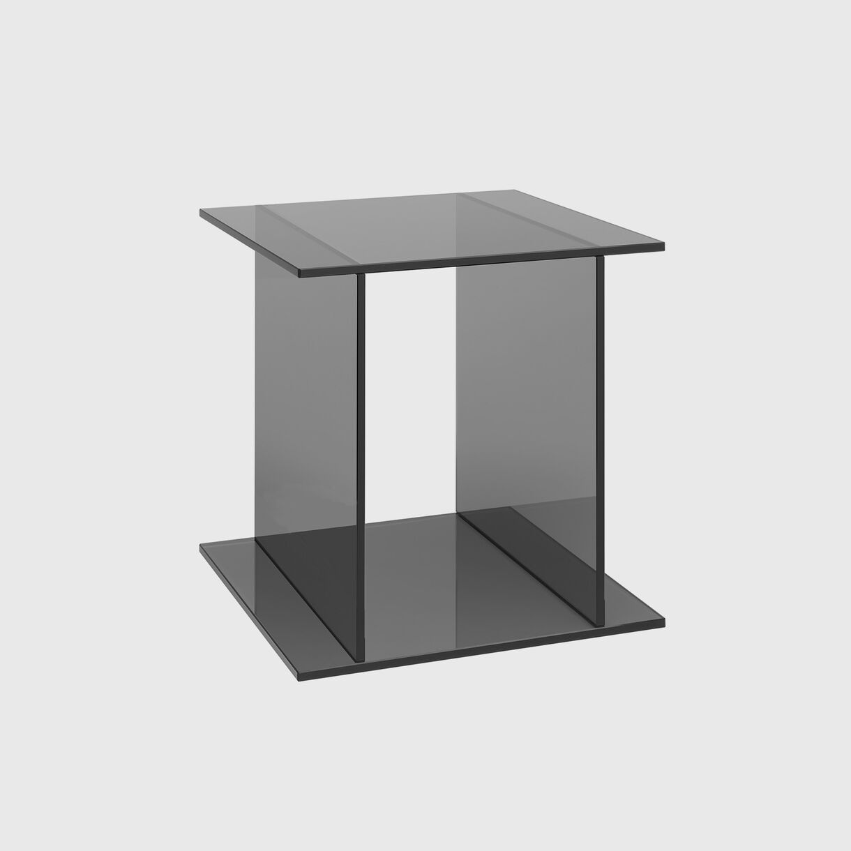 Drei Side Table, Smoke Grey