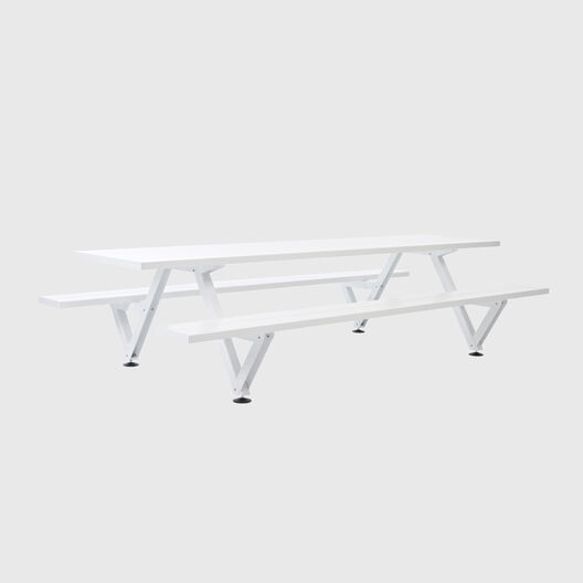 Marina Picnic Table