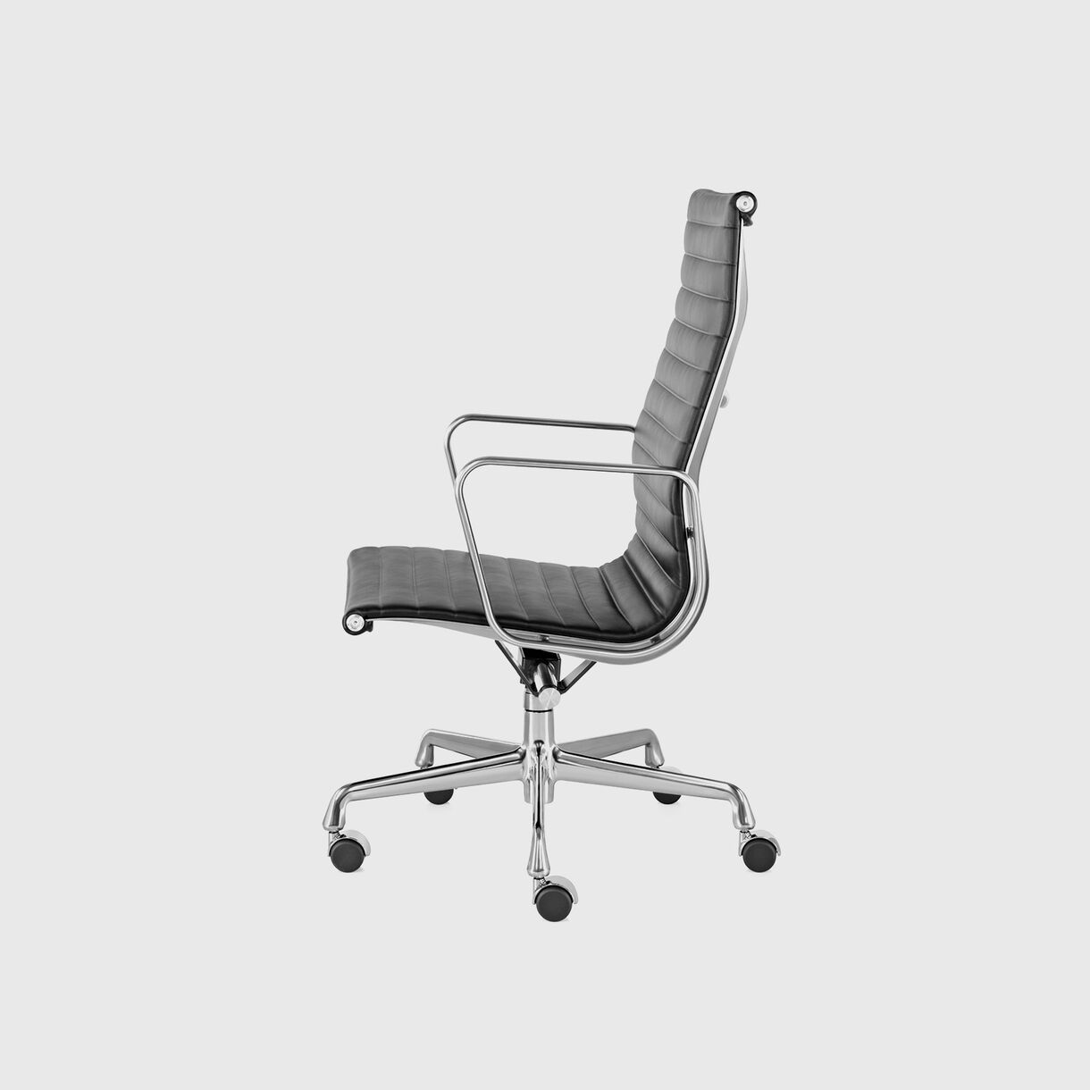 Eames Aluminium Group Executive Chair