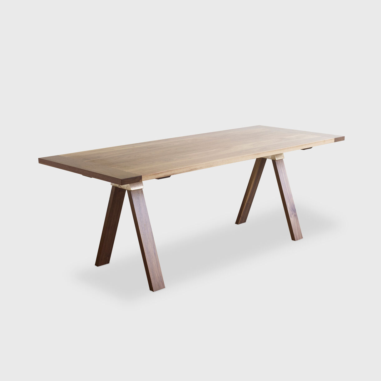 Laker AJoint Table Living Edge