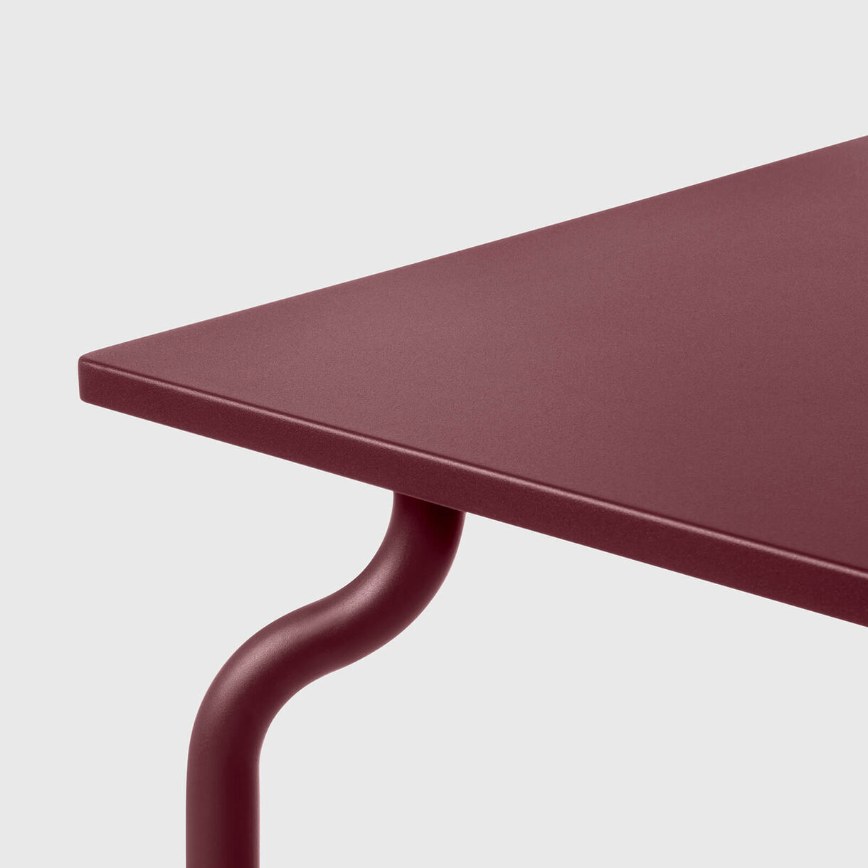 South Table, Steel Red Bordeaux