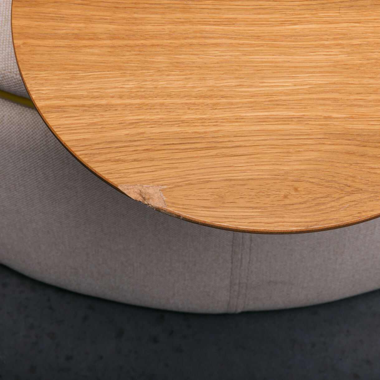 Lasso 3-Seat Round Bench with 3 Tables, Oak Veneer, Exit Store