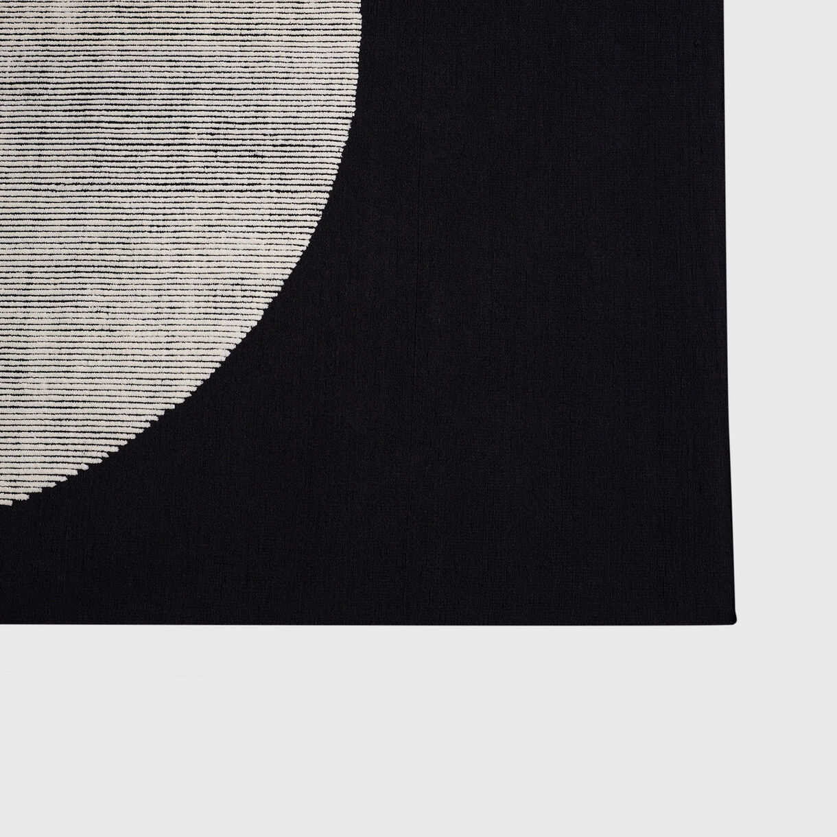 Disc Rug, Black