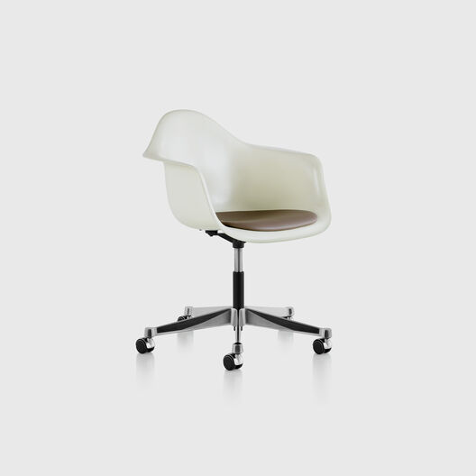 Eames&reg; Task Armchair, Plastic