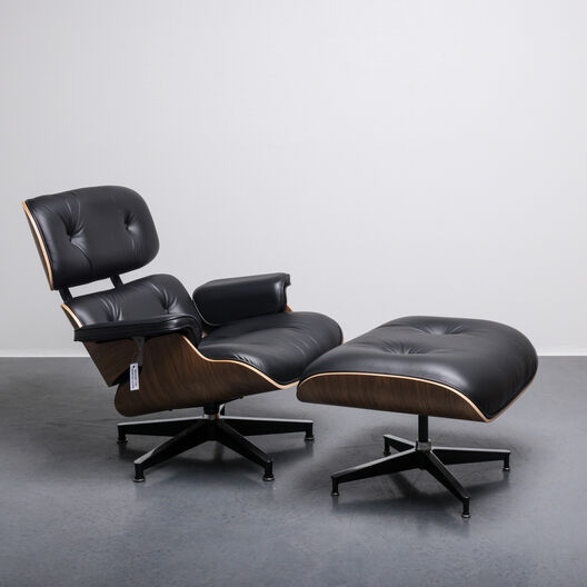 Eames Lounge and Ottoman, Classic