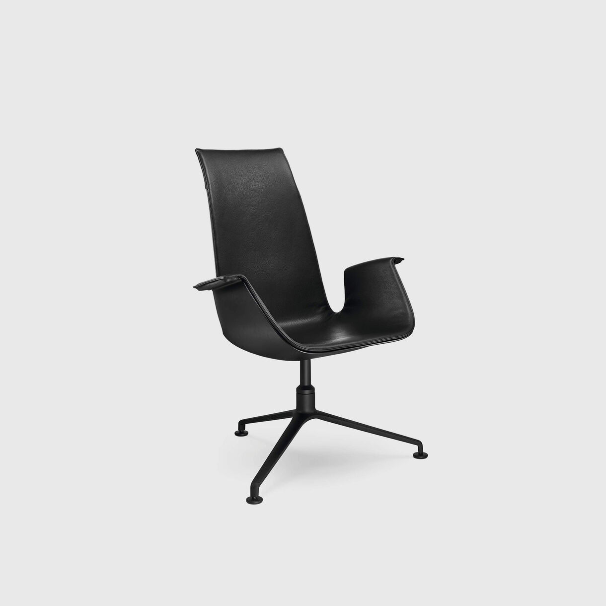 FK Bucket Chair, Highback, Black Leather