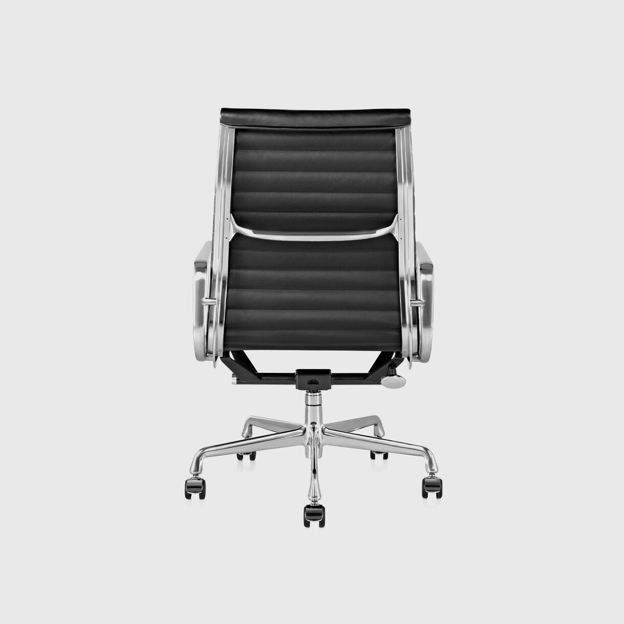 Eames Aluminium Group Executive Chair