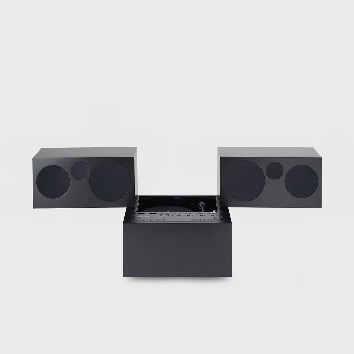 Totem, Black