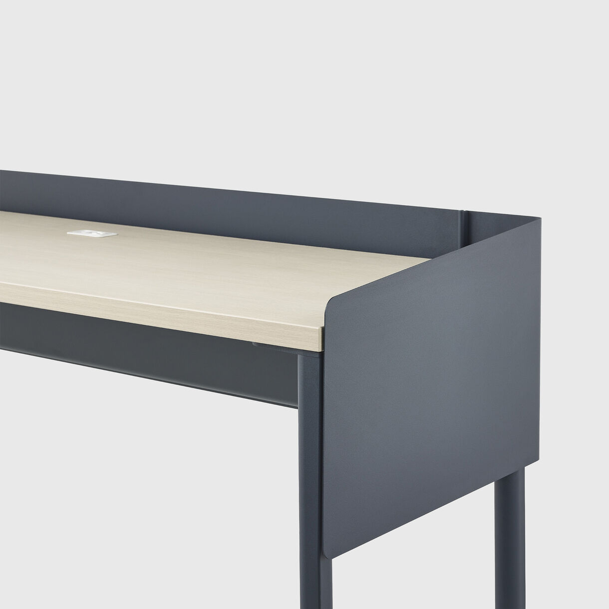 OE1 Communal Table