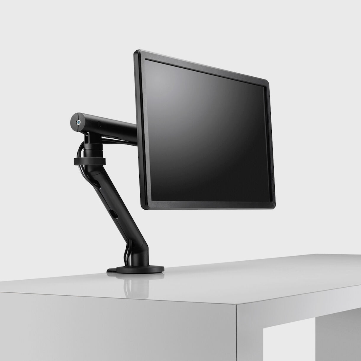 Flo Monitor Arm, Black