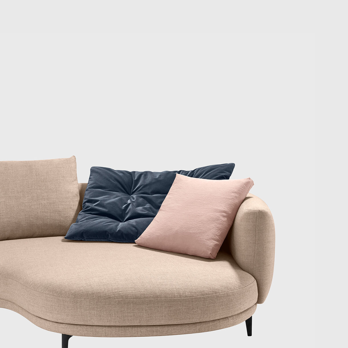 Maaru Sofa