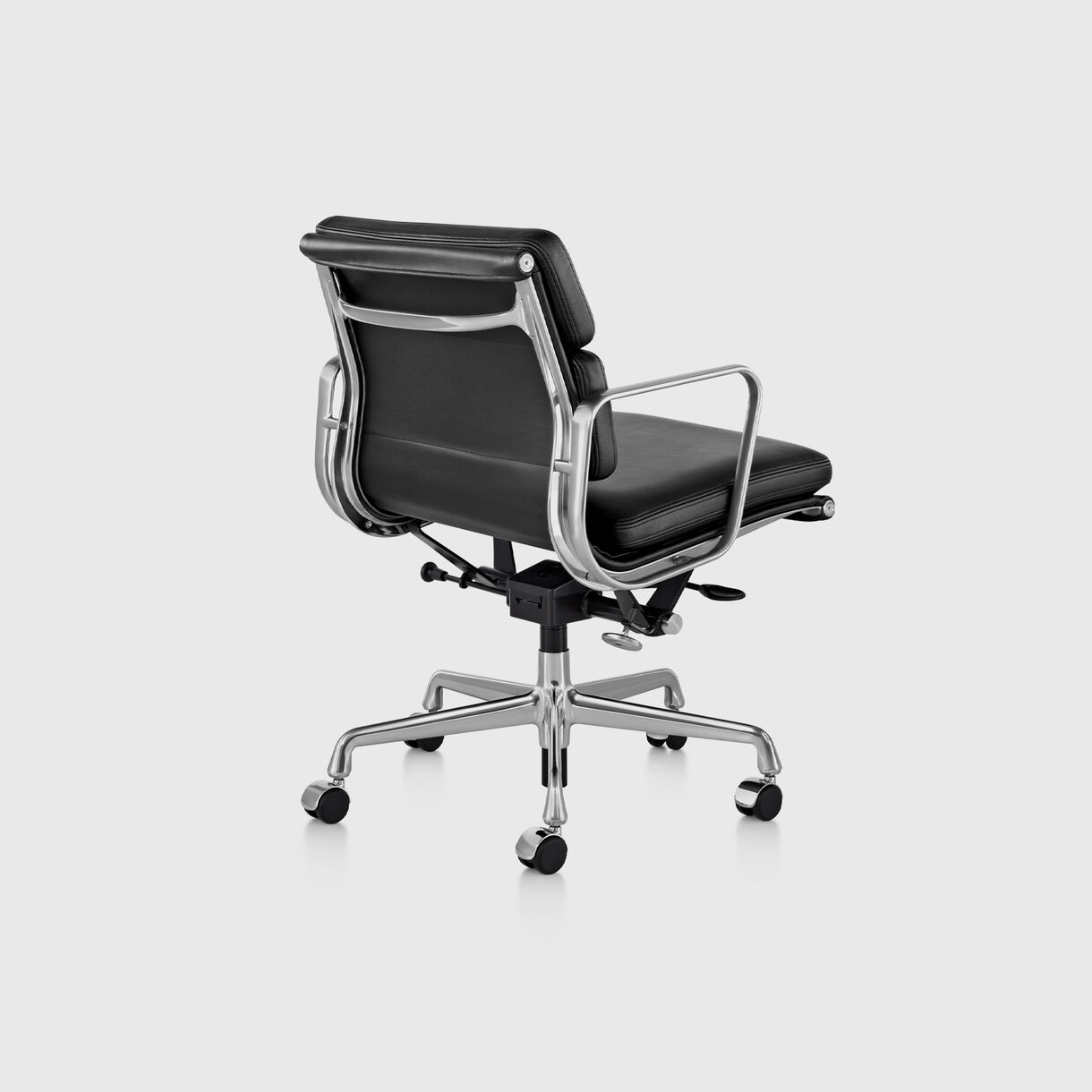 Eames Soft Pad Management Chair, Pneumatic, Polished Aluminium Frame & Black Leather