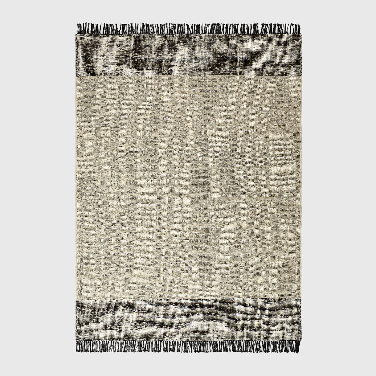 Speck Rug, Monochrome