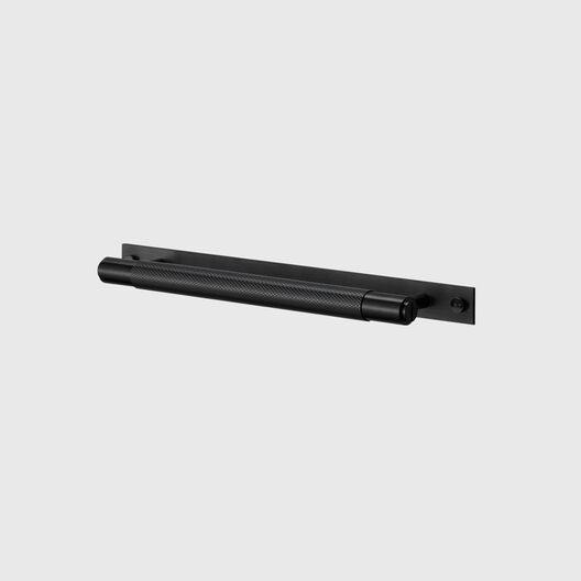 Pull Bar with Plate