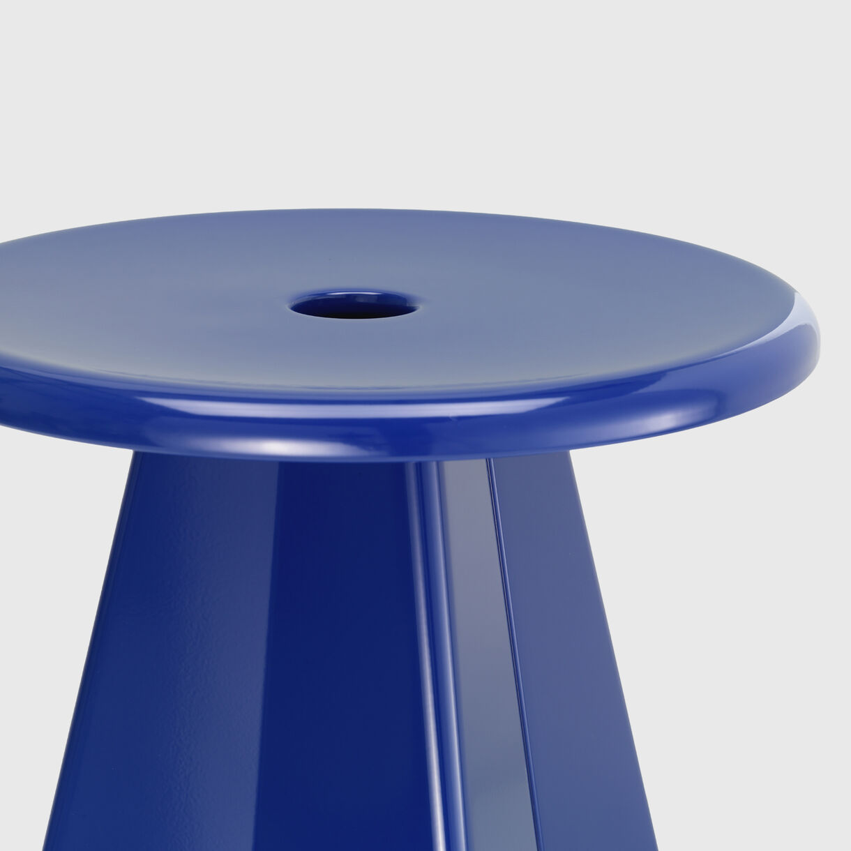 Tabouret Metallique, Bleu Marcoule powder-coated (41)
