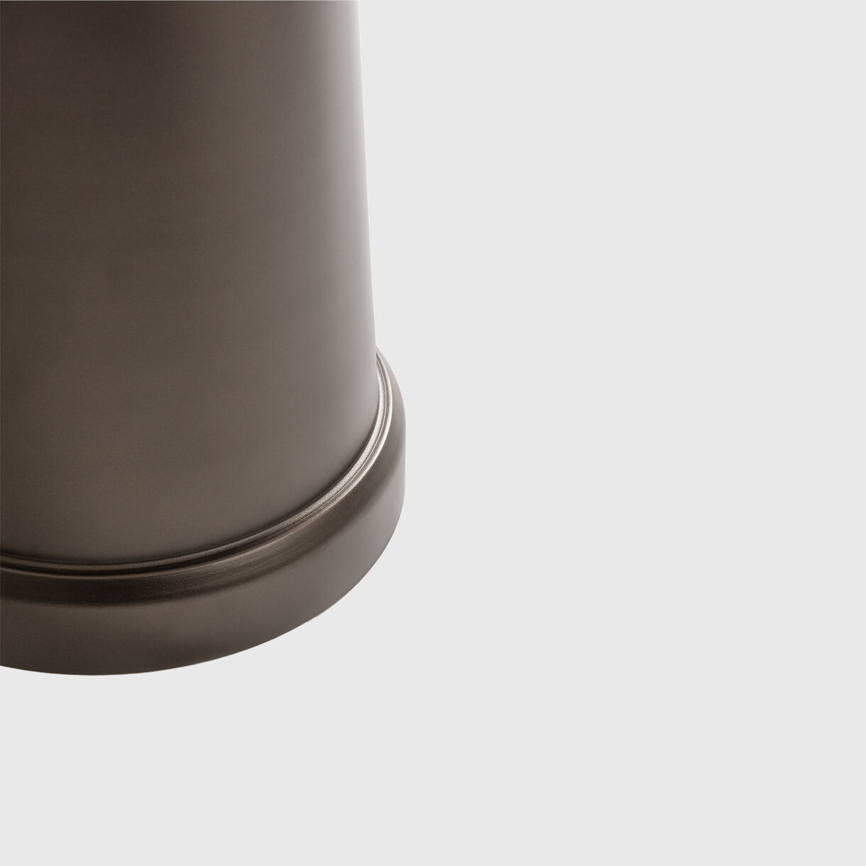 All-Round Table, Bronze