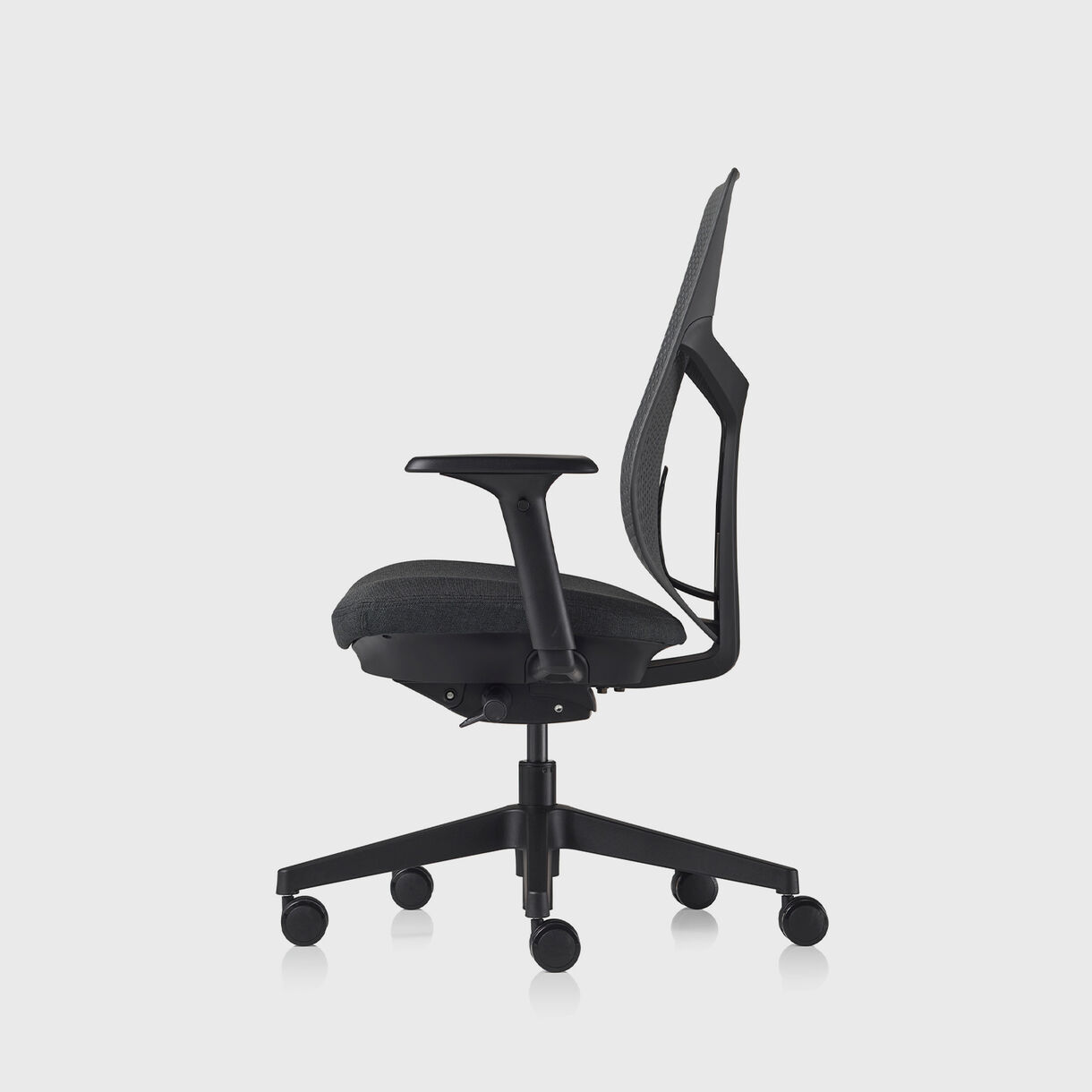 Verus TriFlex Back Task Chair - Black Frame, Dark Carbon TriFlex & Cinder Upholstery - Fully Adjustable Arms