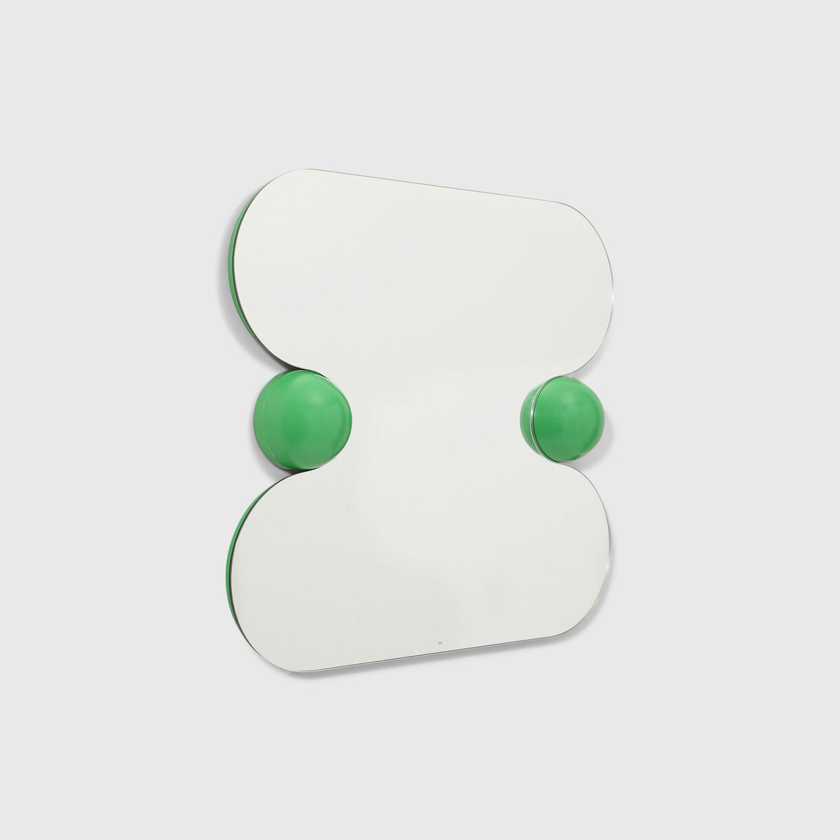 Squeeze Mirror, Milano