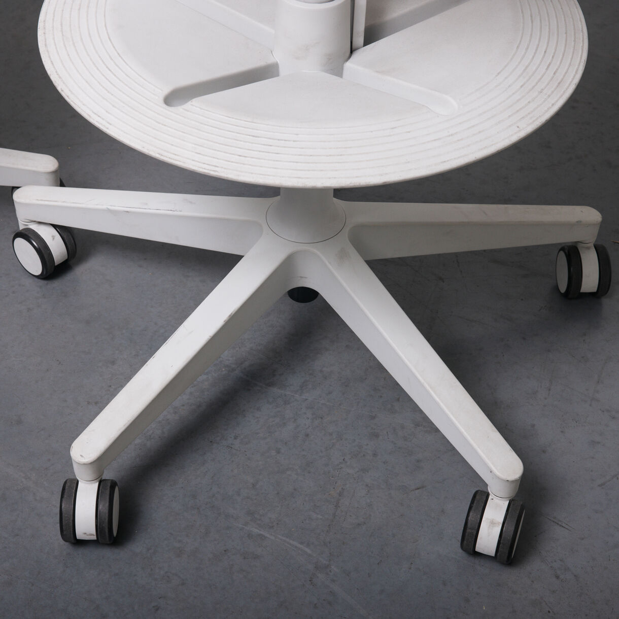 Zeph Multipurpose Stool