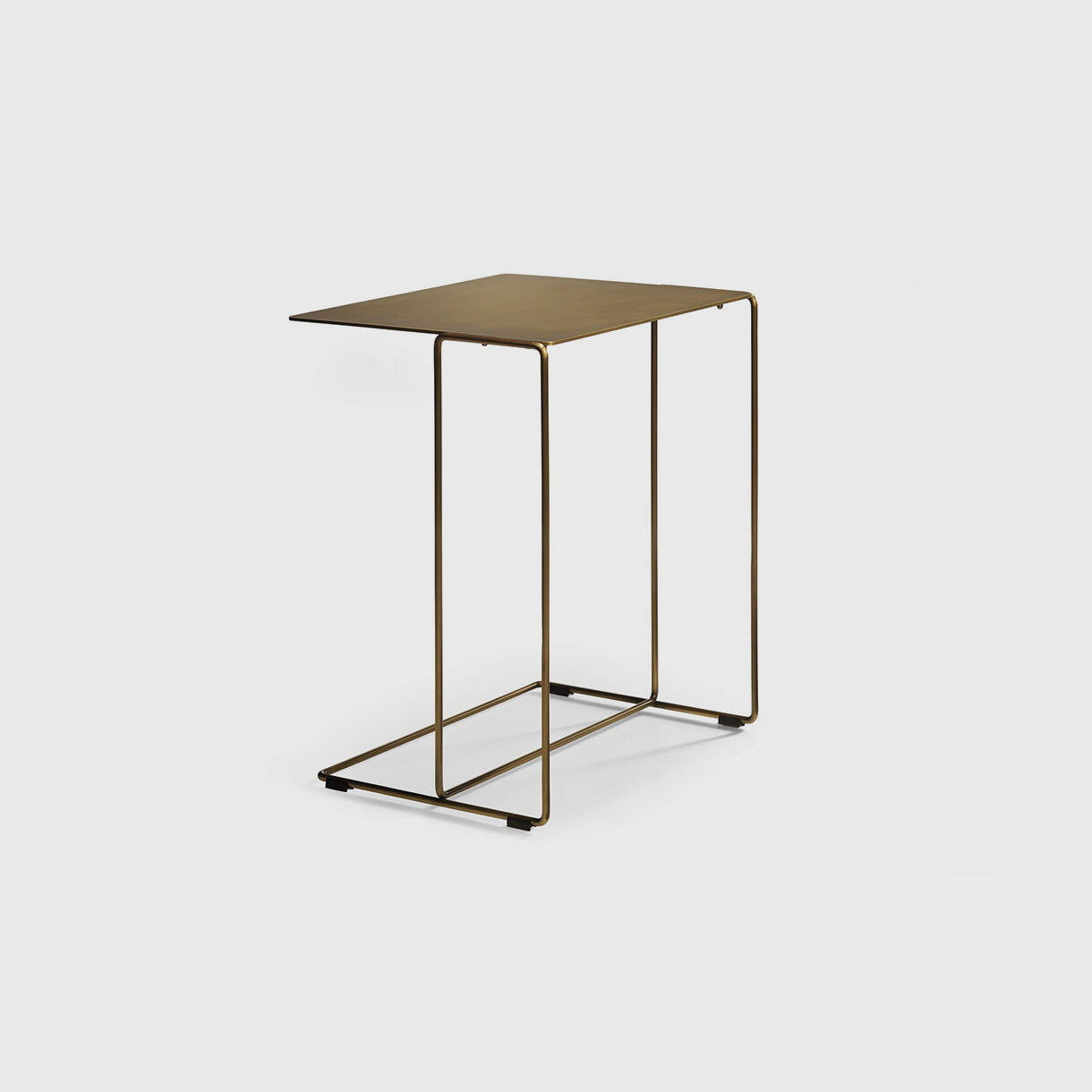 Oki Side Table, T2, Brass