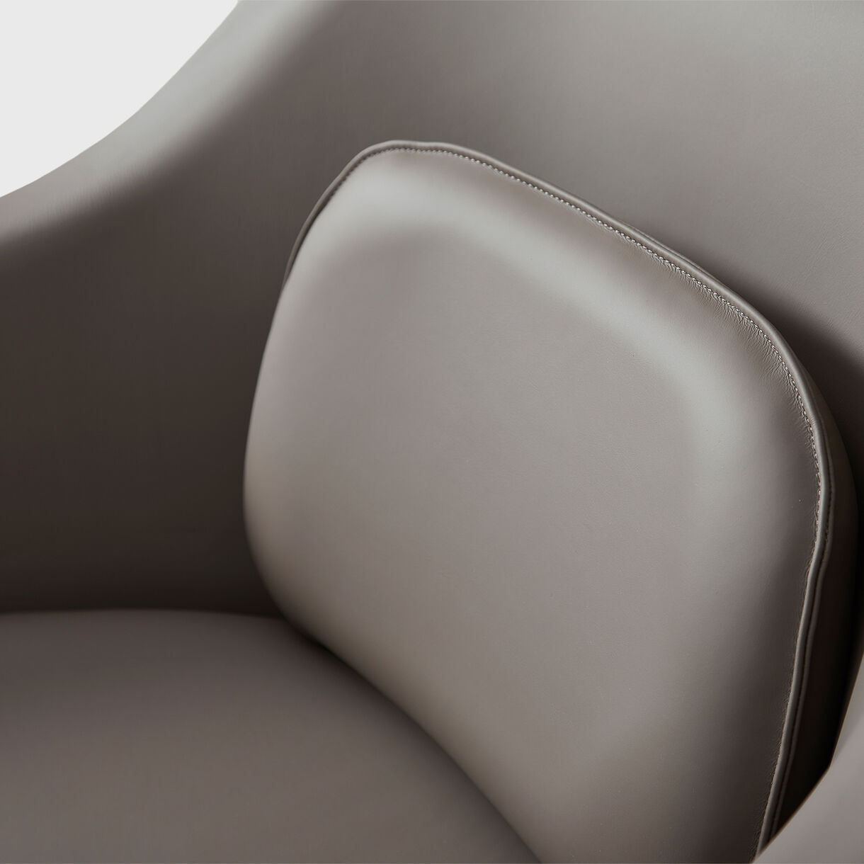 Lunar Lounge Chair Large, Onyx Oak, Bellagio Quartz