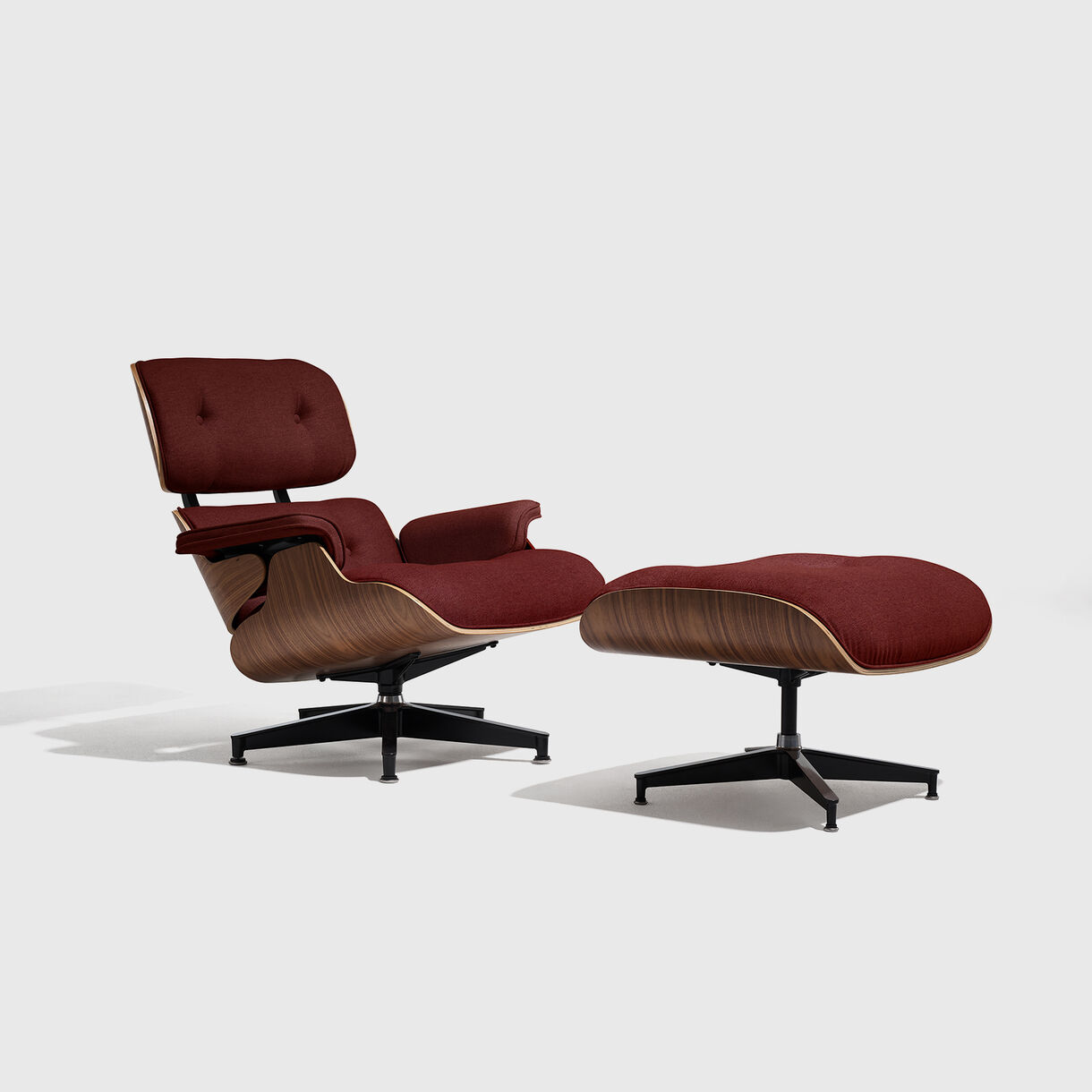 Eames Lounge Chair, Walnut Coulis, ZLU29, Luce