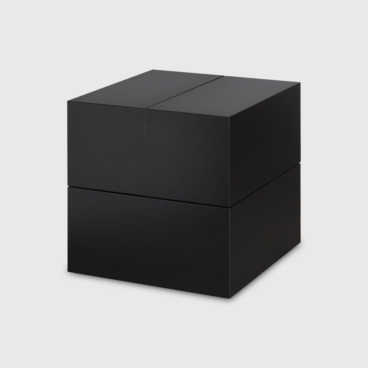 Totem, Black