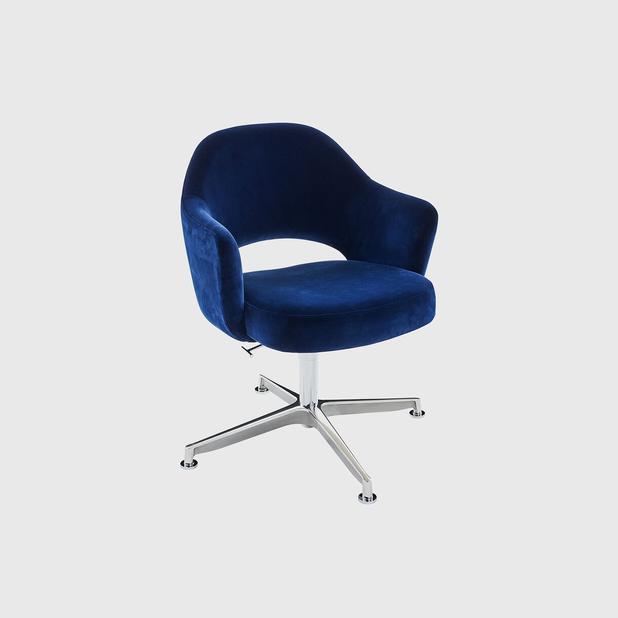 Saarinen Executive Office Armchair, 4 Star Base