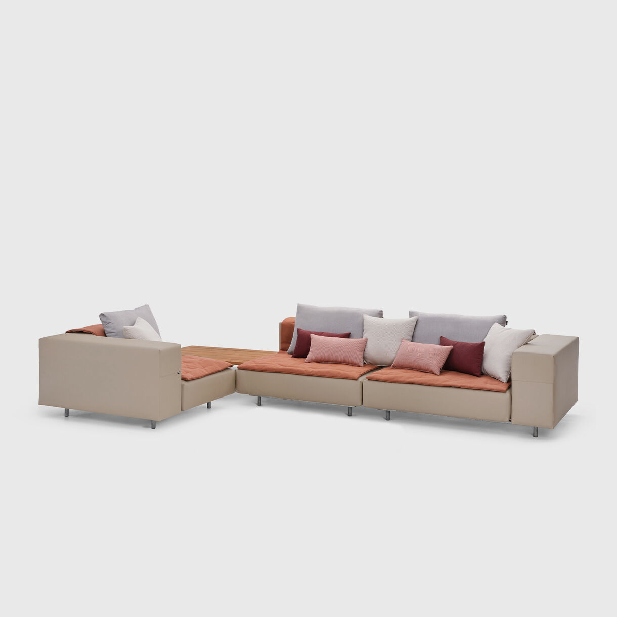 Walrus Meet the Parents Sofa, Safari People