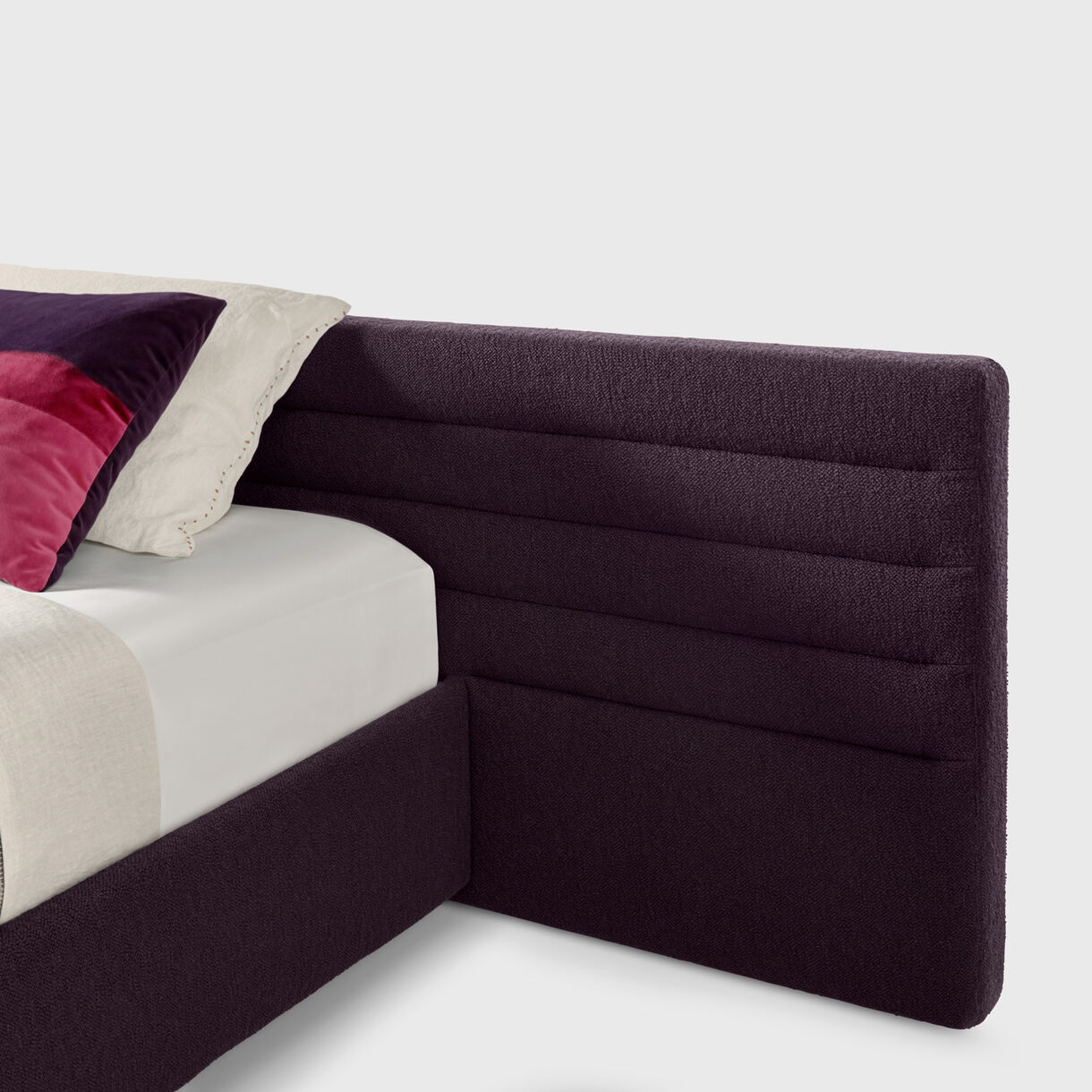 Ison Bed