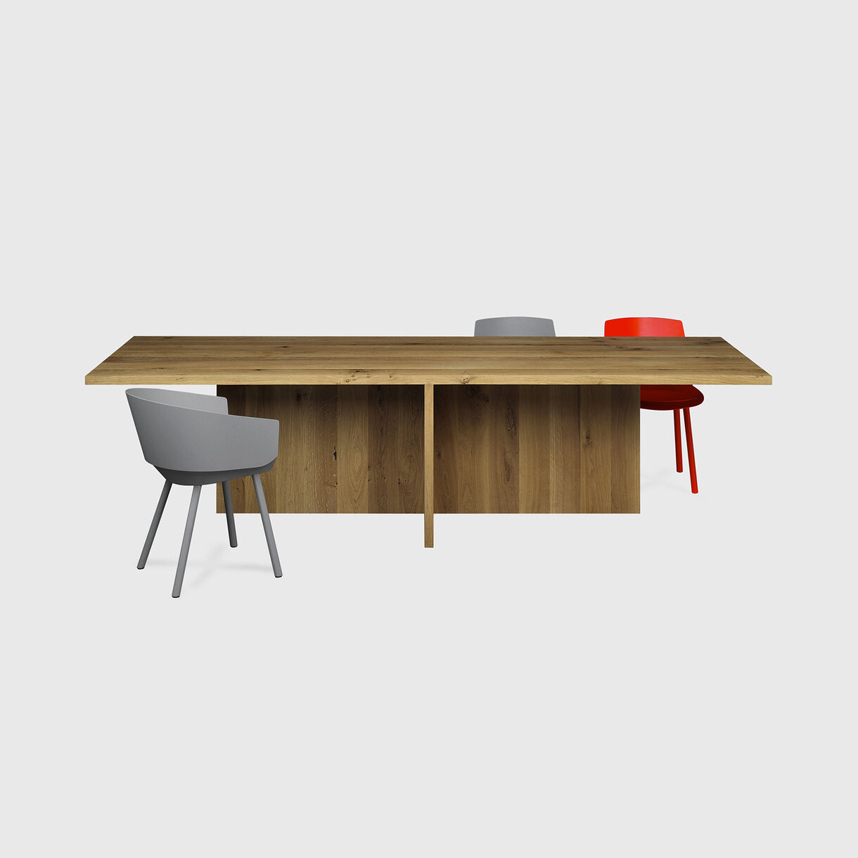 Zehn Table with Houdini Chairs