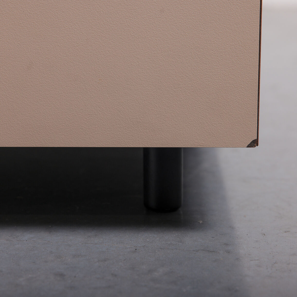 Bloc Side Table, Bright Red