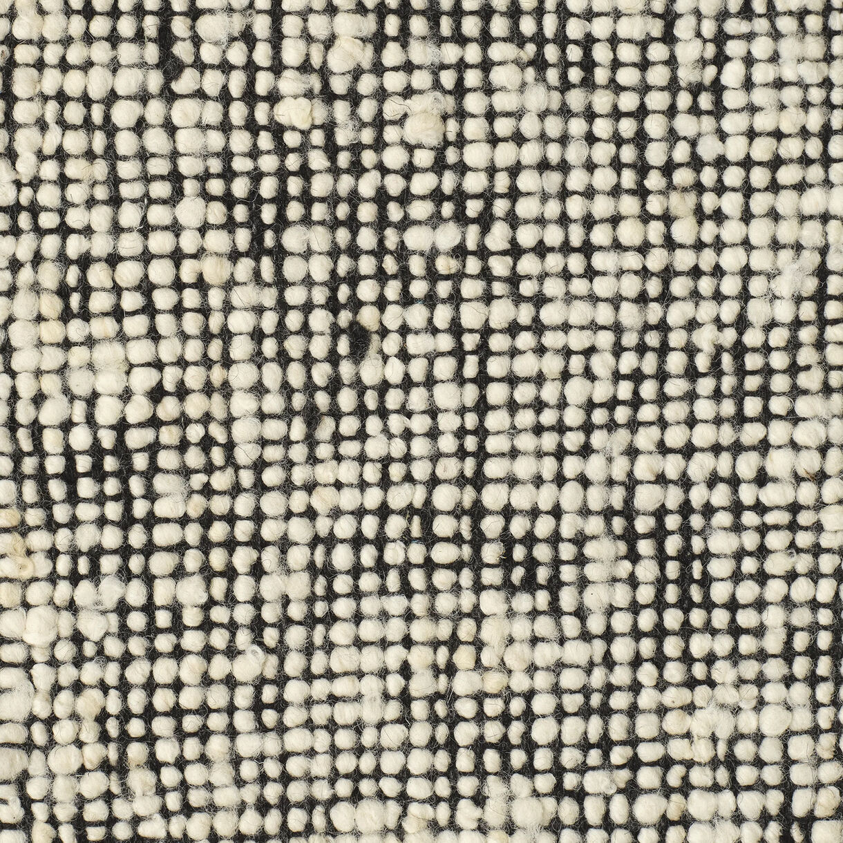Speck Rug, Monochrome