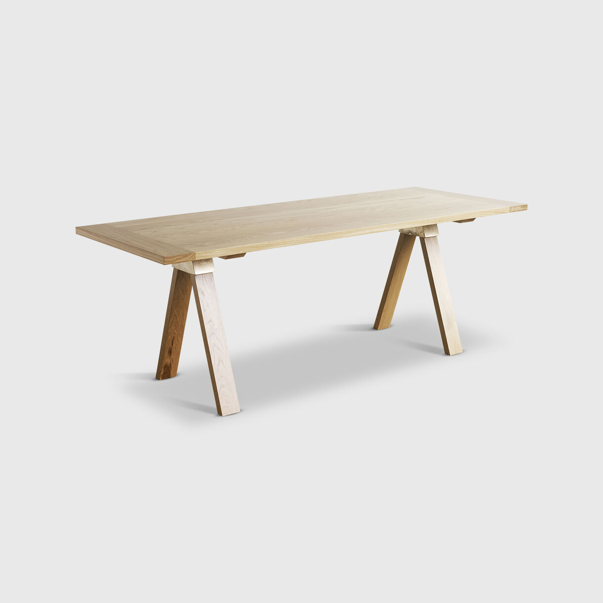 Laker AJoint Table Living Edge