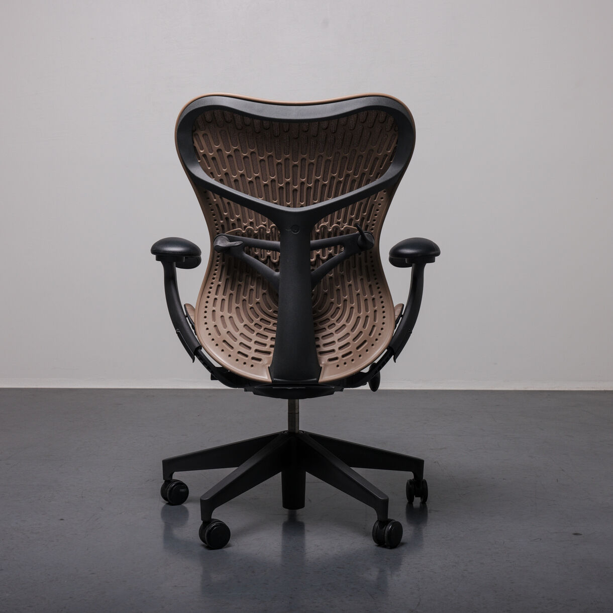 Mirra 2 Task Chair, Graphite, Cappuccino