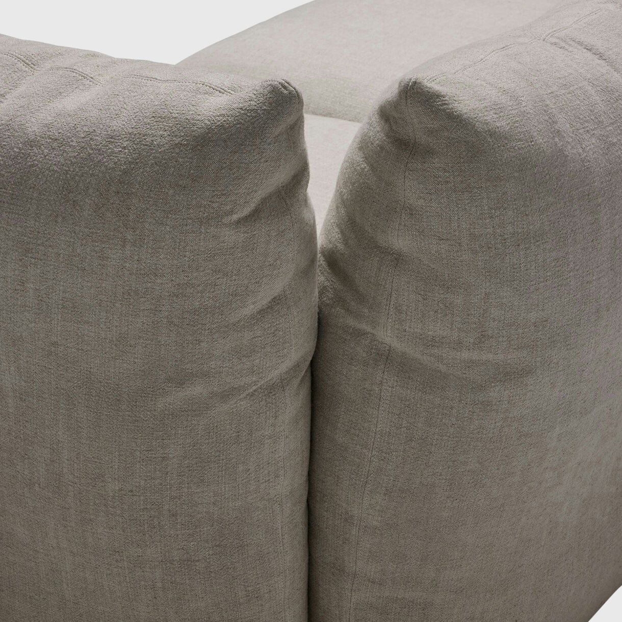 Perron Pillo Sofa