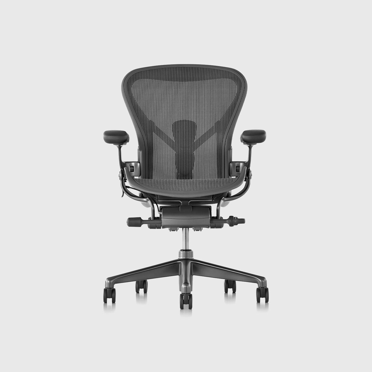 Aeron Chair, Size C, Carbon
