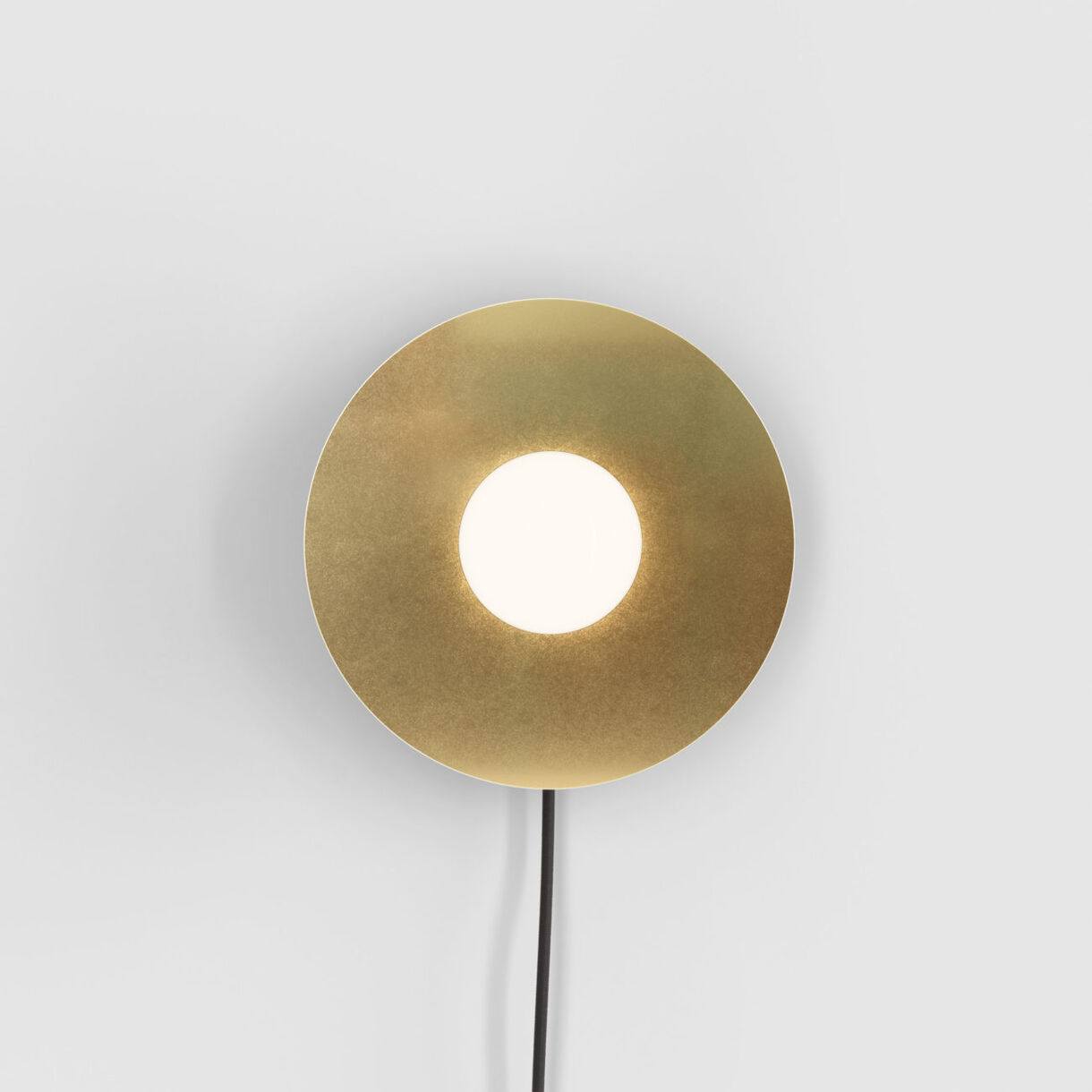 Dot 03 Wall Lamp, Softwire, Brass