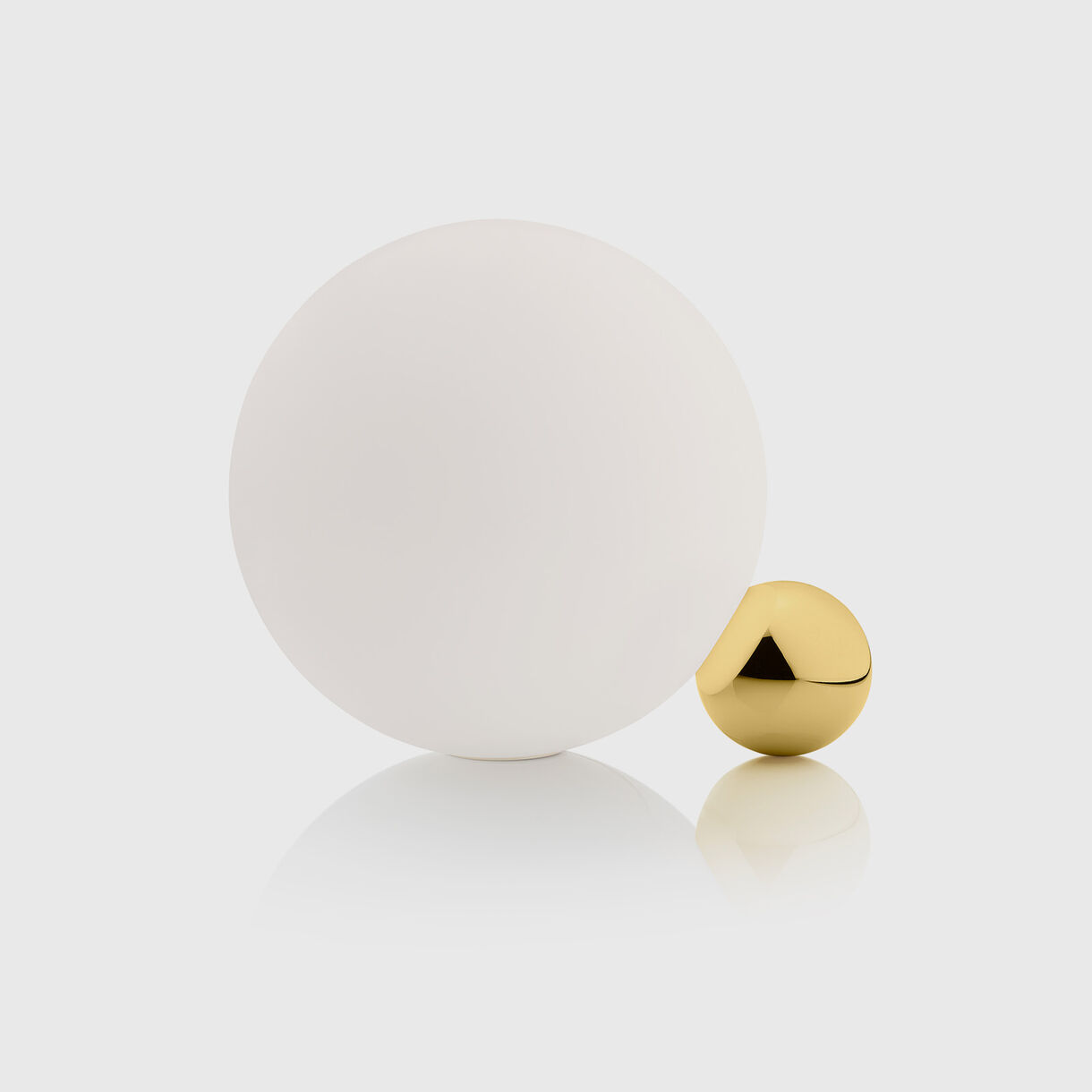 Copycat Table Lamp, Gold