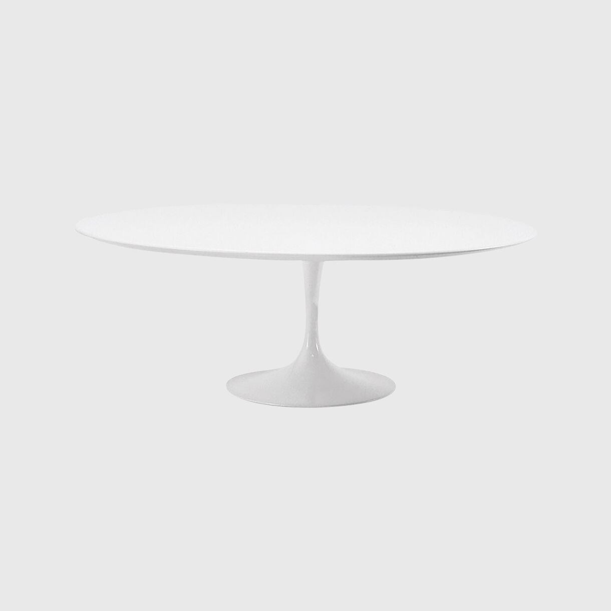 Saarinen Dining Table, Oval, Lam White