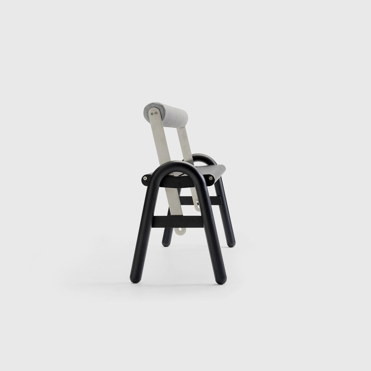 AMAi High & Low Bench, Black & Grey Chin&eacute;