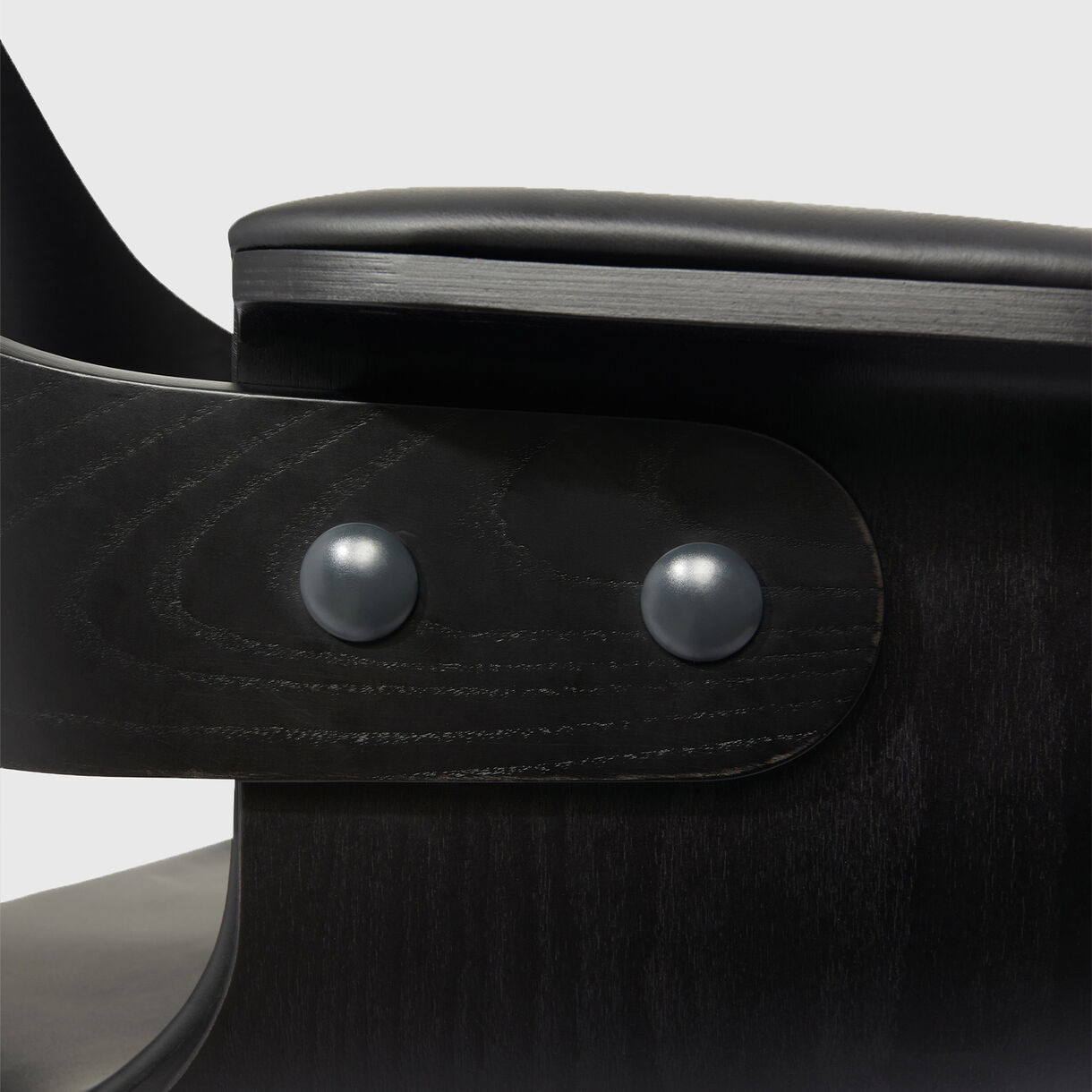 Showtime 2.0 Chair, Swivel Base