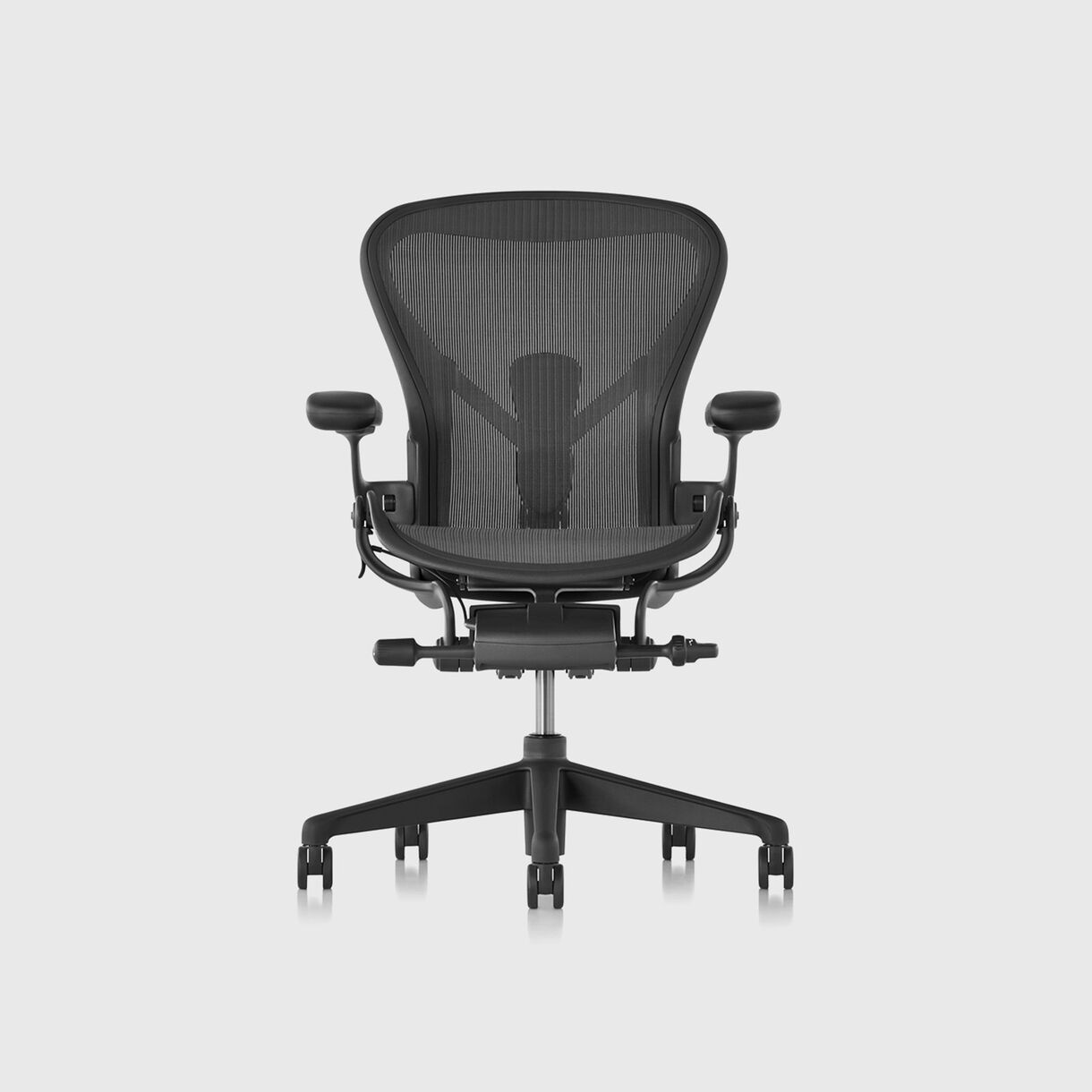 Aeron Chair, Size C, Graphite