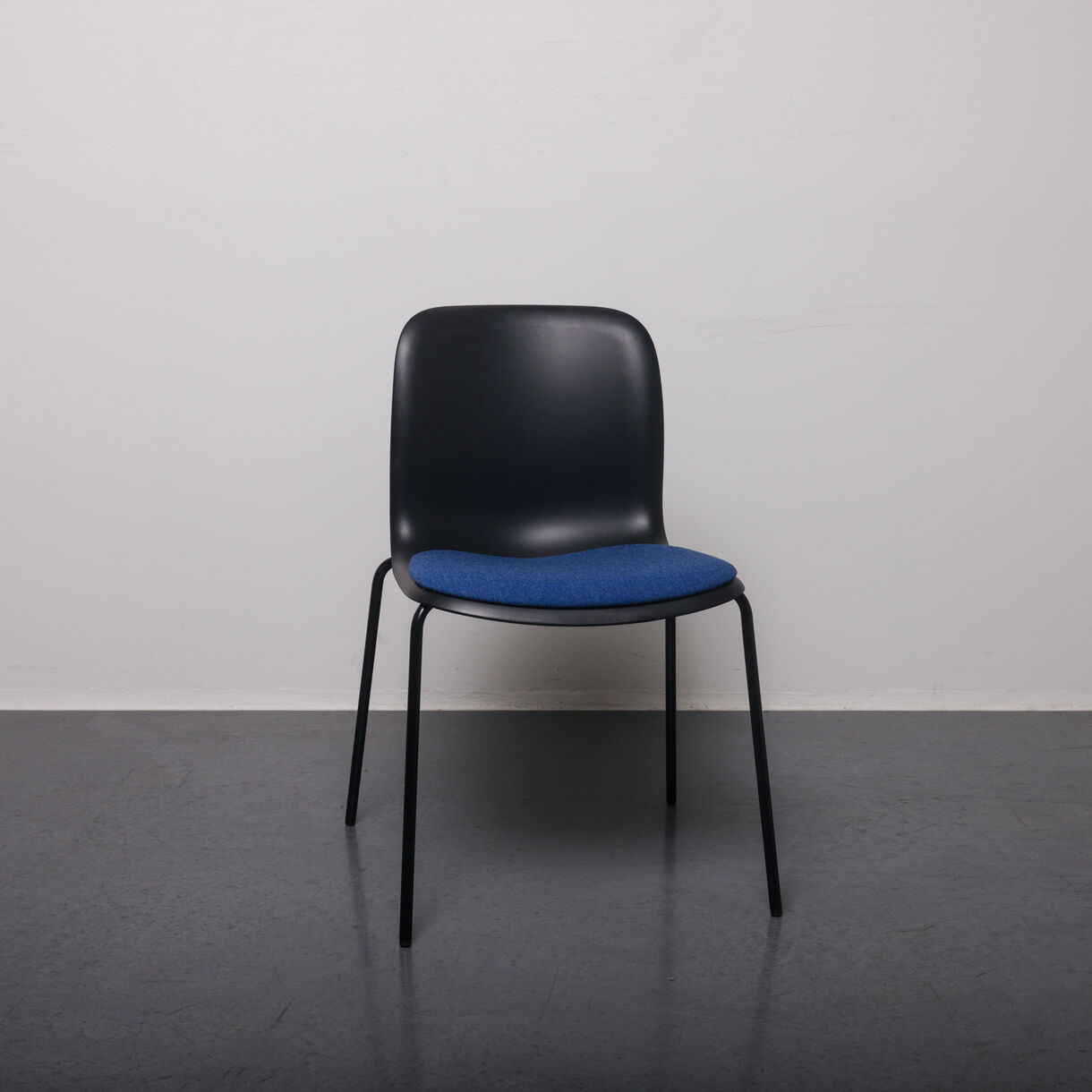 SixE Side Chair