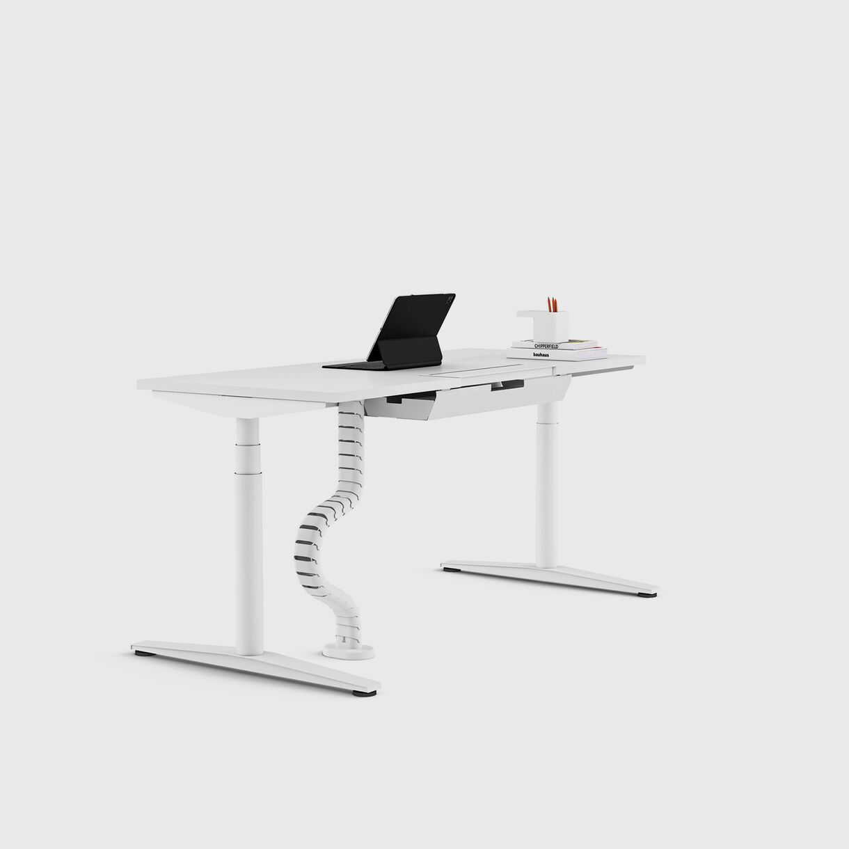 Ratio Single Freestanding Desk, Round Leg