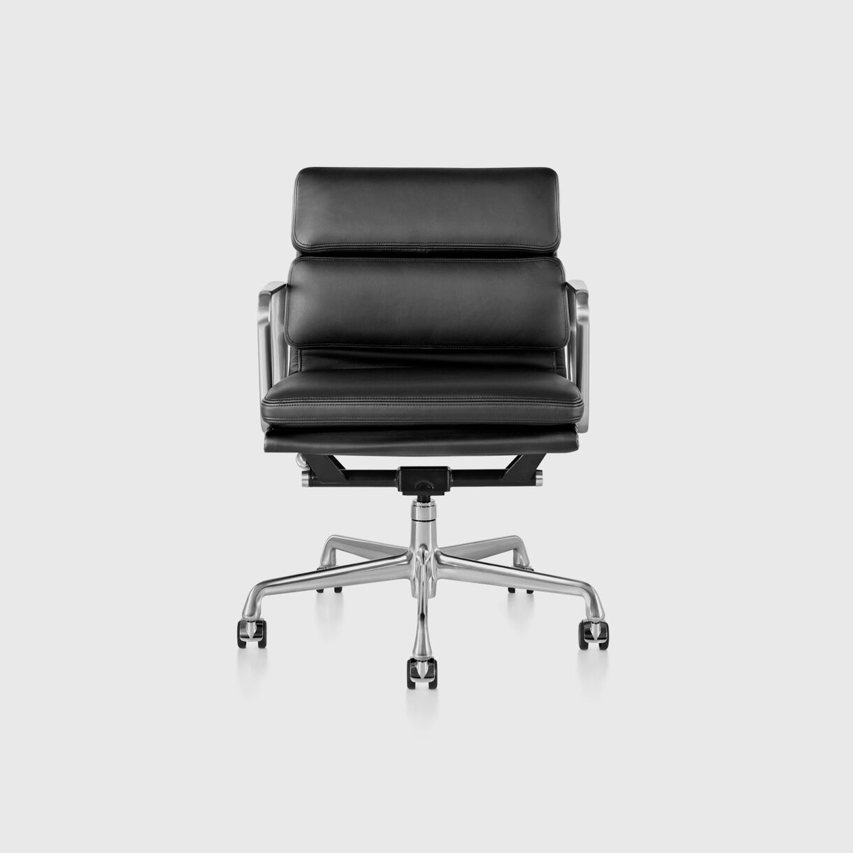 Eames Soft Pad Group Management Chair, Manual, Black Leather
