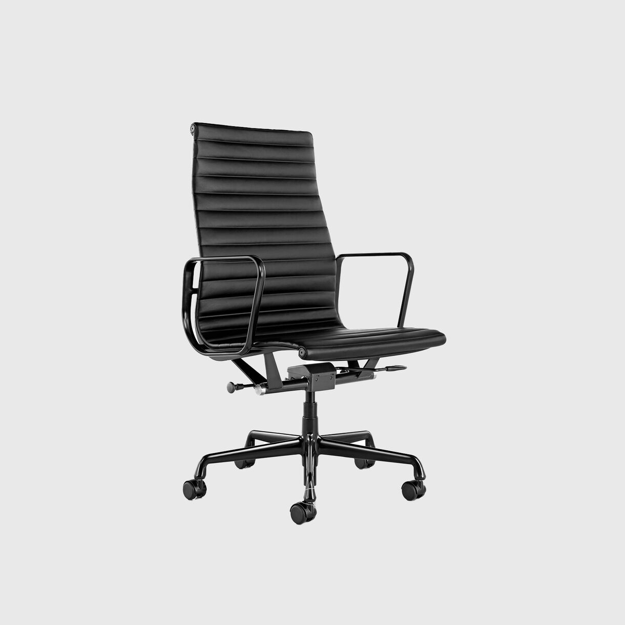 Eames Aluminium Group Executive Chair