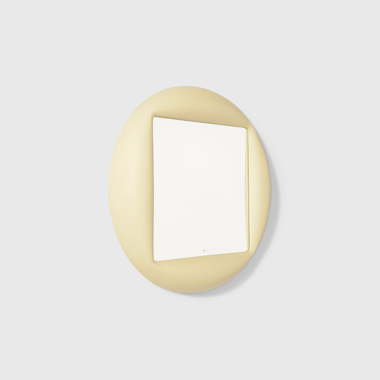 Puffer Mirror, Butter