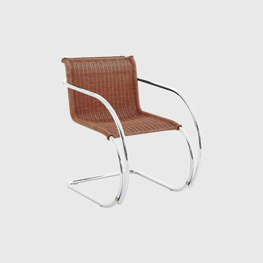 MR Chair with Arms