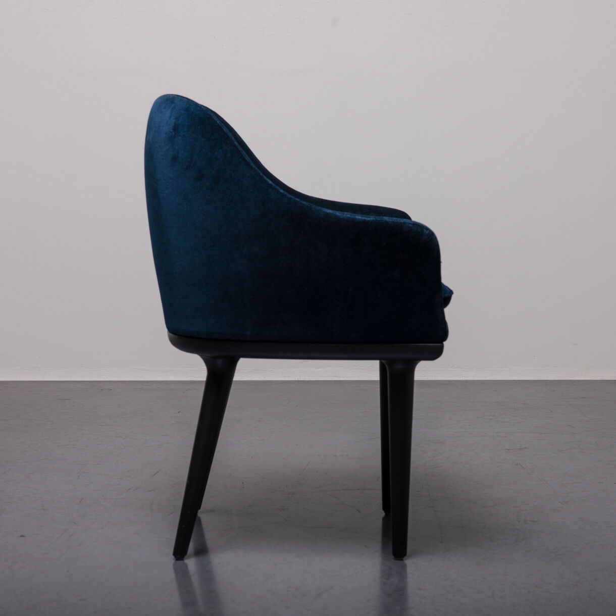 Lunar Dining Chair Small, Black Oak, Imperial Velvet